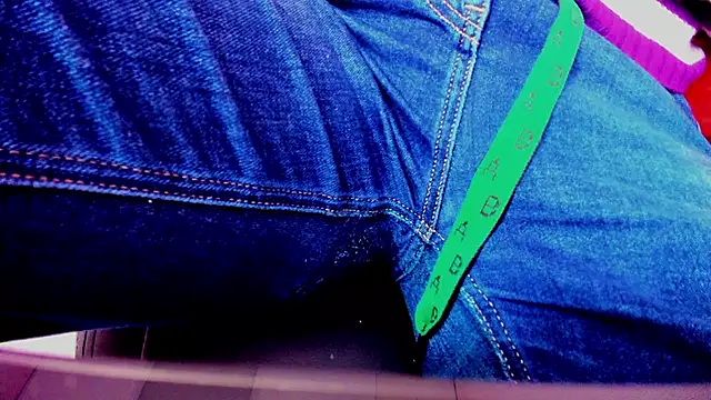 Snapshot of Persephoni chatting on 02.06.25 Persephoni online show from 02.06.25