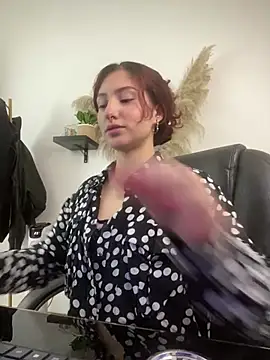 LiaVillalobos online show from 04.27.26