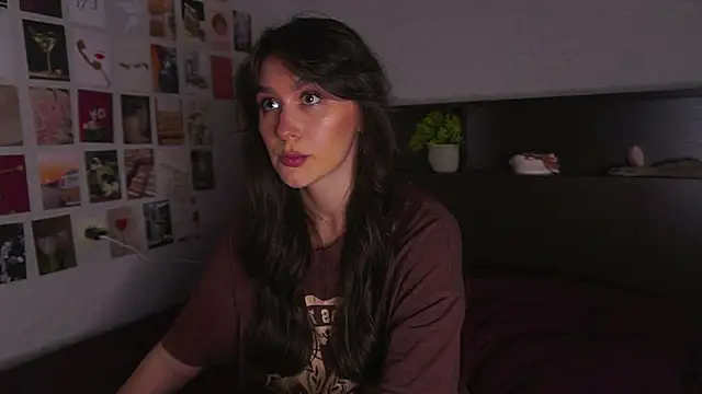 Snapshot of itssophiie chatting on 09.11.25 itssophiie online show from 09.11.25