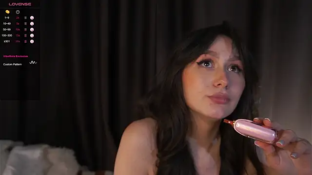 Snapshot of itssophiie chatting on 01.05.26 itssophiie online show from 01.05.26