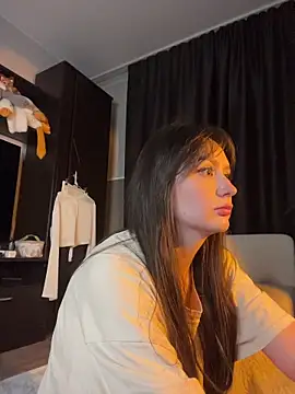 Snapshot of itssophiie chatting on 05.14.26 itssophiie online show from 05.14.26