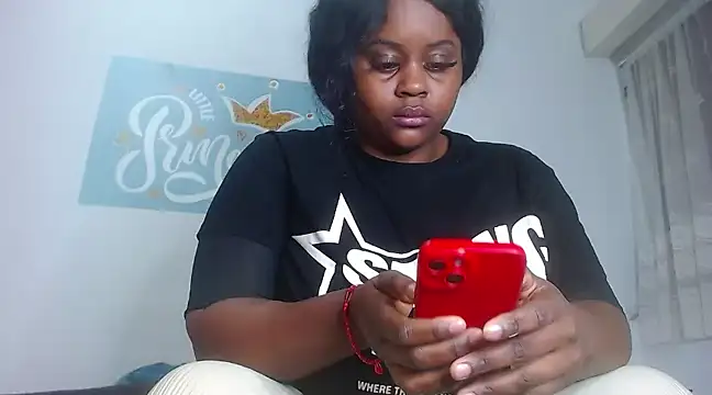 Snapshot of sharik-browns chatting on 03.17.25 sharik-browns online show from 03.17.25