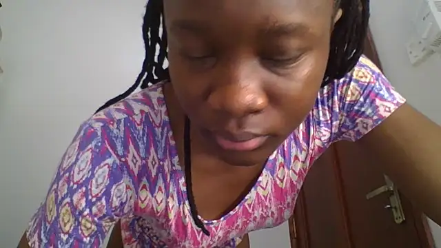 Snapshot of sweet_sassy_ chatting on 10.23.25 sweet sassy online show from 10.23.25