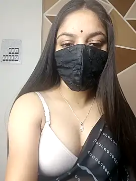 Snapshot of _desigori chatting on 01.12.25 desigori online show from 01.12.25