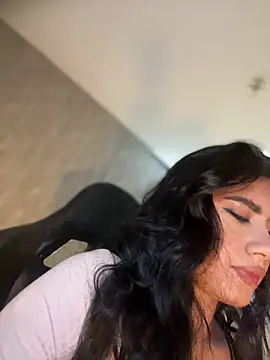 Snapshot of clarachanelricek chatting on 12.11.24 clarachanelricek online show from 12.11.24