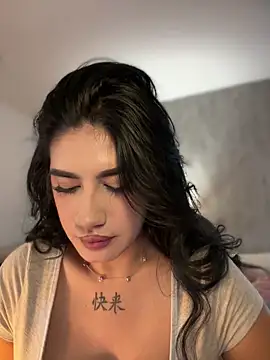 Snapshot of clarachanelricek chatting on 03.03.25 clarachanelricek online show from 03.03.25