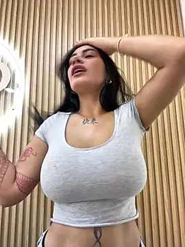 Snapshot of clarachanelricek chatting on 03.15.25 clarachanelricek online show from 03.15.25