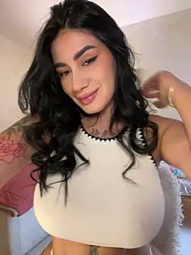 Snapshot of clarachanelricek chatting on 03.22.25 clarachanelricek online show from 03.22.25