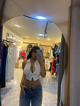 Snapshot of clarachanelricek chatting on 02.18.26 clarachanelricek online show from 02.18.26