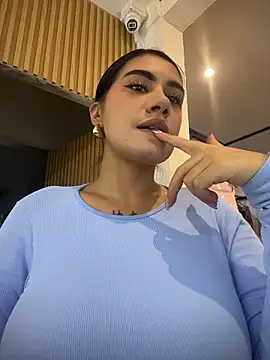 clarachanelricek online show from 03.18.26