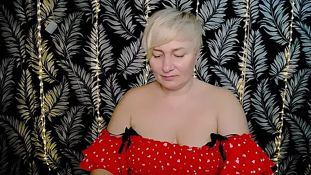 Olivia playful online show from 02.16.25