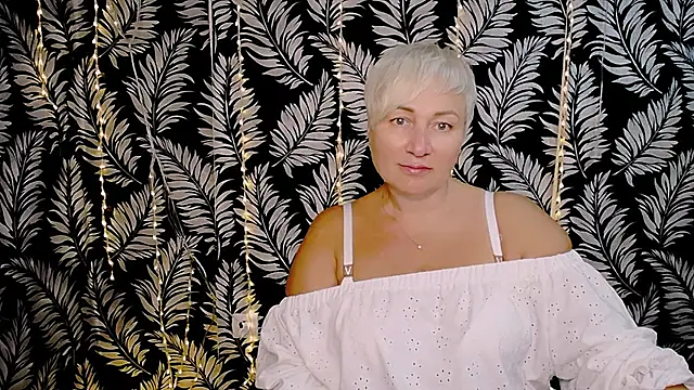 Olivia playful online show from 10.10.25