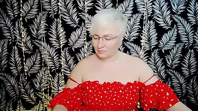Snapshot of Olivia_playful chatting on 06.01.26 Olivia playful online show from 06.01.26