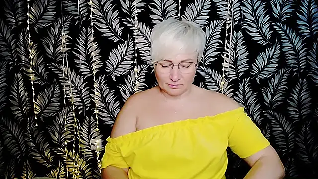 Olivia playful online show from 07.02.26