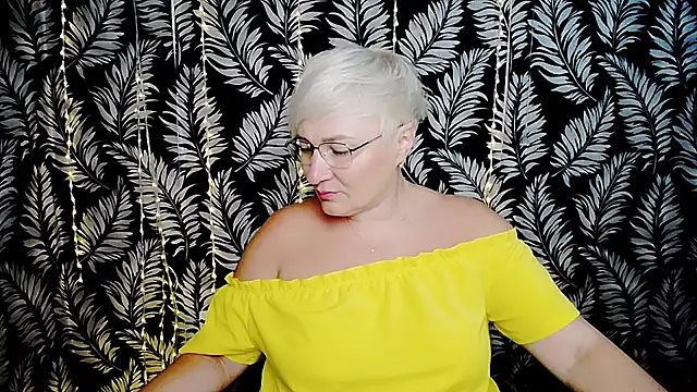 Olivia playful online show from 08.07.26
