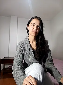 sarasweet 4 online show from 02.08.26