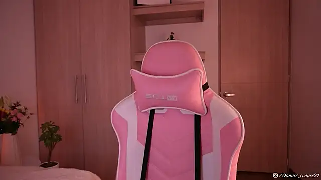 annie24 evans online show from 03.05.25