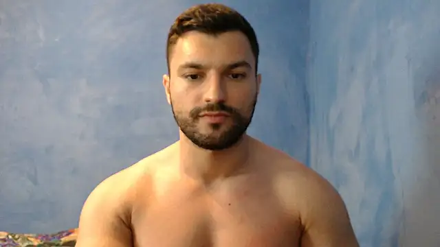 Snapshot of alex_blu chatting on 06.05.26 alex blu online show from 06.05.26