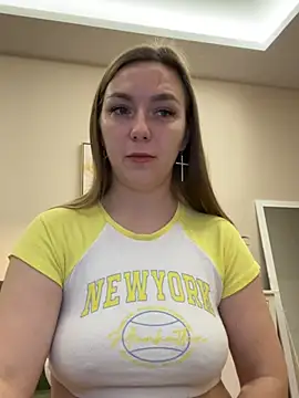 Snapshot of Janeee chatting on 12.24.24 Janeee online show from 12.24.24