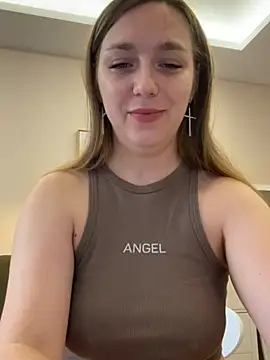 Snapshot of Janeee chatting on 12.31.24 Janeee online show from 12.31.24