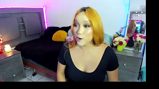 Snapshot of Cherrynoa chatting on 11.08.25 Cherrynoa online show from 11.08.25