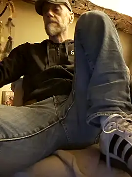 eddouxxx78 online show from 05.05.26