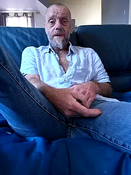 Snapshot of eddouxxx78 chatting on 07.28.26 eddouxxx78 online show from 07.28.26