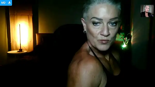 Snapshot of Devon2020 chatting on 02.15.26 Devon2020 online show from 02.15.26