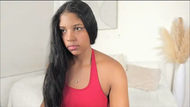 ZOEGARNER01 online show from 04.23.26