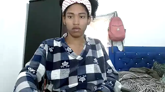 Snapshot of angelamarie1 chatting on 12.02.24 angelamarie1 online show from 12.02.24