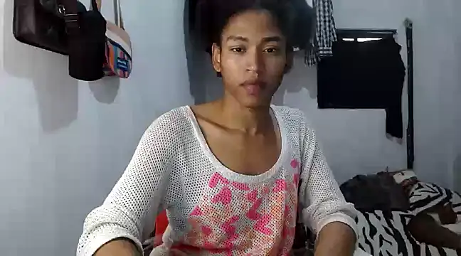 Snapshot of angelamarie1 chatting on 12.22.24 angelamarie1 online show from 12.22.24