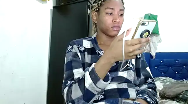 Snapshot of angelamarie1 chatting on 01.02.25 angelamarie1 online show from 01.02.25