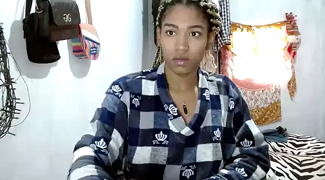Snapshot of angelamarie1 chatting on 01.24.25 angelamarie1 online show from 01.24.25