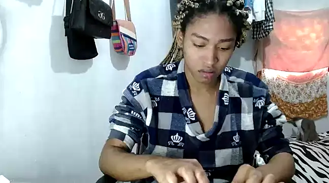 Snapshot of angelamarie1 chatting on 02.09.25 angelamarie1 online show from 02.09.25
