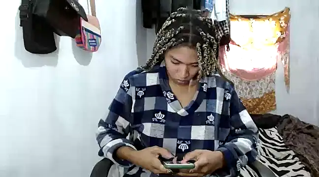 Snapshot of angelamarie1 chatting on 02.17.25 angelamarie1 online show from 02.17.25