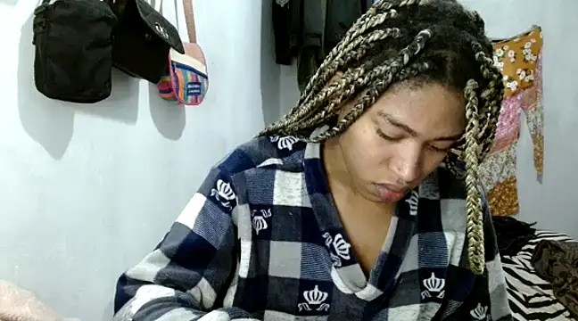Snapshot of angelamarie1 chatting on 02.19.25 angelamarie1 online show from 02.19.25