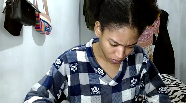 Snapshot of angelamarie1 chatting on 03.11.25 angelamarie1 online show from 03.11.25