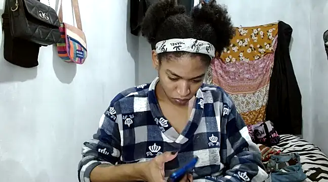 Snapshot of angelamarie1 chatting on 03.14.25 angelamarie1 online show from 03.14.25