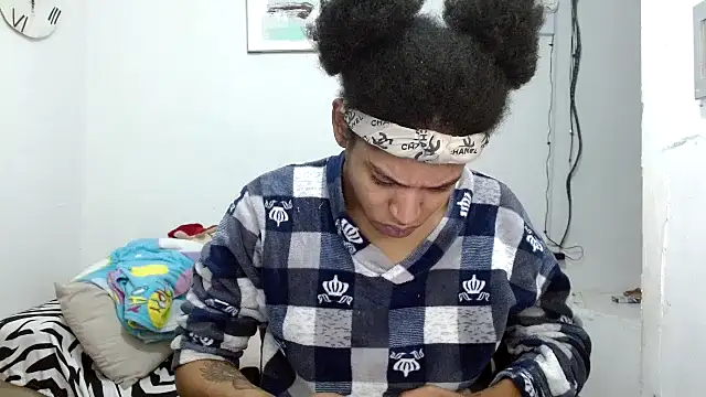 Snapshot of angelamarie1 chatting on 02.09.26 angelamarie1 online show from 02.09.26