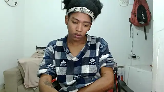 Snapshot of angelamarie1 chatting on 02.27.26 angelamarie1 online show from 02.27.26