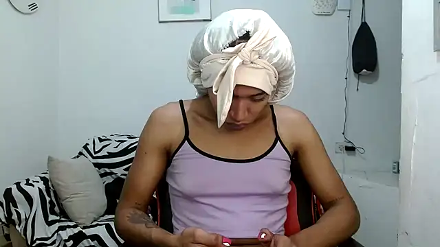 Snapshot of angelamarie1 chatting on 03.24.26 angelamarie1 online show from 03.24.26