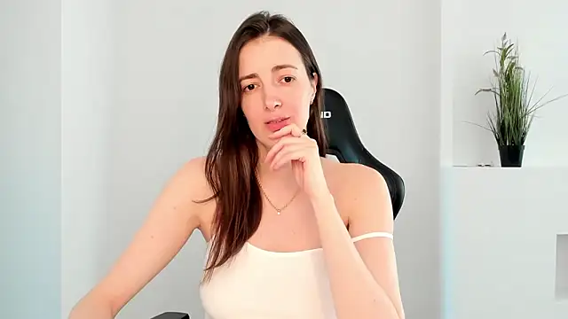 Snapshot of Sabrina_Mur chatting on 02.22.25 Sabrina Mur online show from 02.22.25