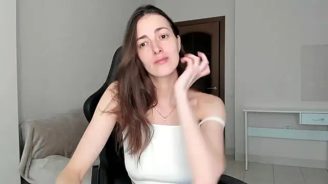 Snapshot of Sabrina_Mur chatting on 09.27.25 Sabrina Mur online show from 09.27.25