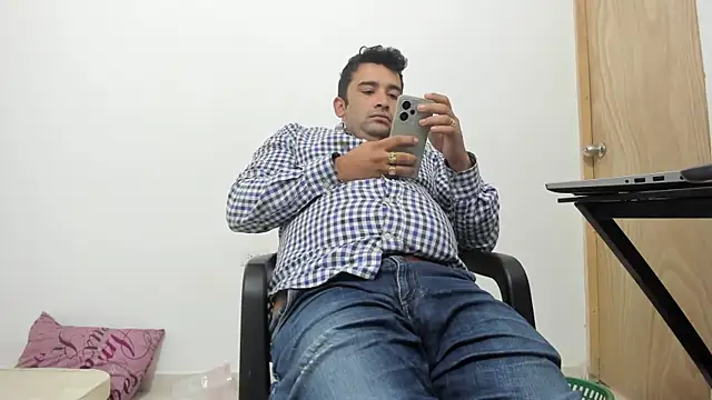 isearchcompany online show from 11.28.25