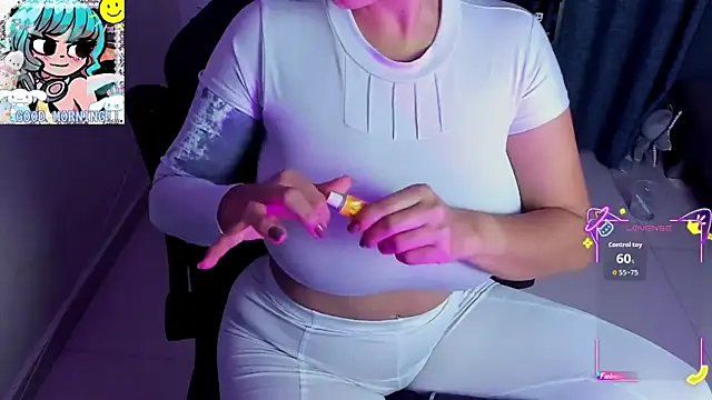 Snapshot of Roxy_clark chatting on 02.02.26 Roxy clark online show from 02.02.26