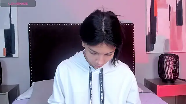 LauraAristizabal online show from 03.14.25