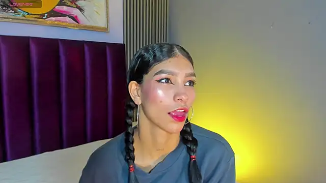 LauraAristizabal online show from 04.25.26