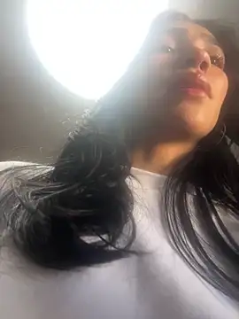 LauraAristizabal online show from 06.04.26