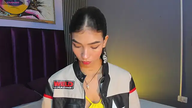 LauraAristizabal online show from 06.17.26