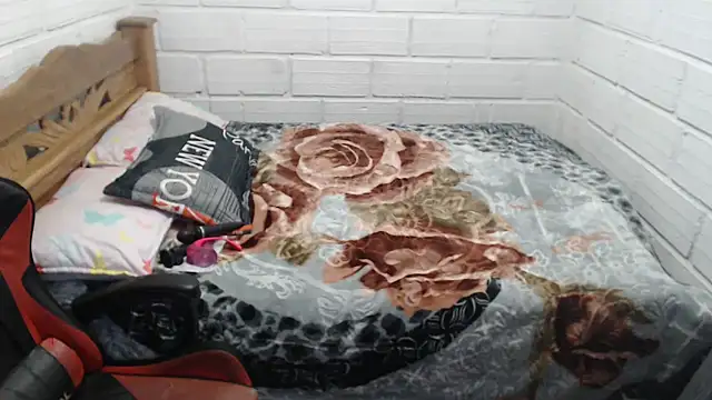 sexyjustin202 online show from 09.17.25